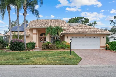 6423 Drewrys Bluff Bradenton FL 34203