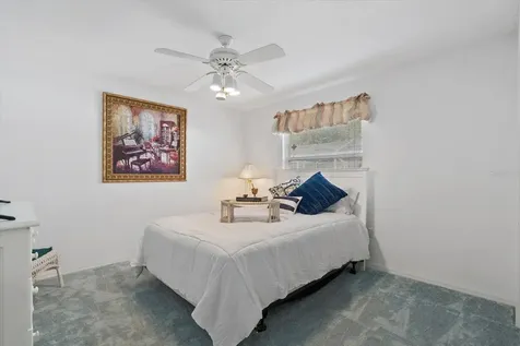 6423 Drewrys Bluff Bradenton FL 34203