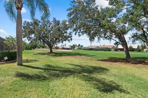 6423 Drewrys Bluff Bradenton FL 34203