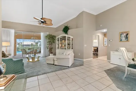 6423 Drewrys Bluff Bradenton FL 34203