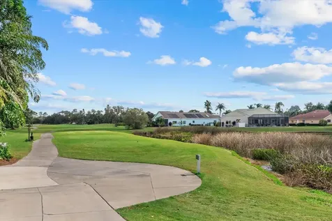 6423 Drewrys Bluff Bradenton FL 34203