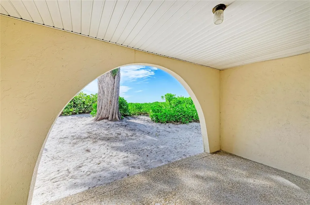 101 73rd Street Holmes Beach FL 34217