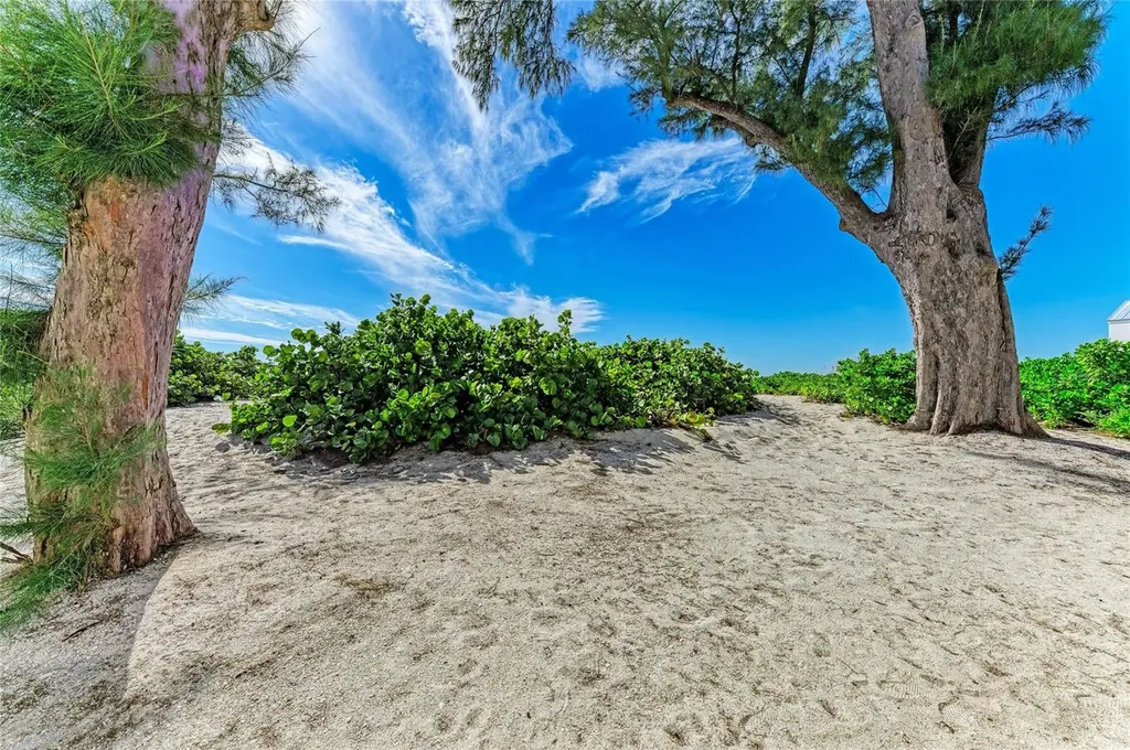 101 73rd Street Holmes Beach FL 34217