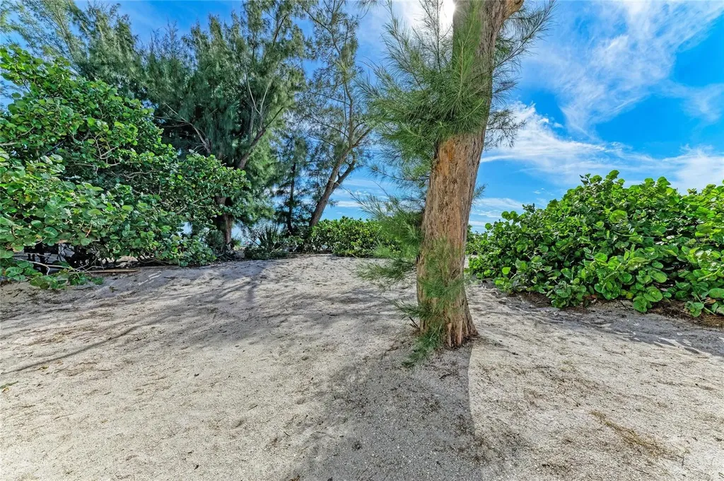 101 73rd Street Holmes Beach FL 34217