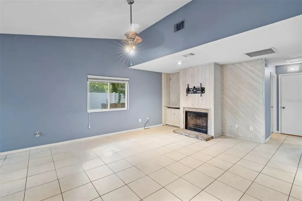 933 And 935 Robinhood Court Maitland FL 32751