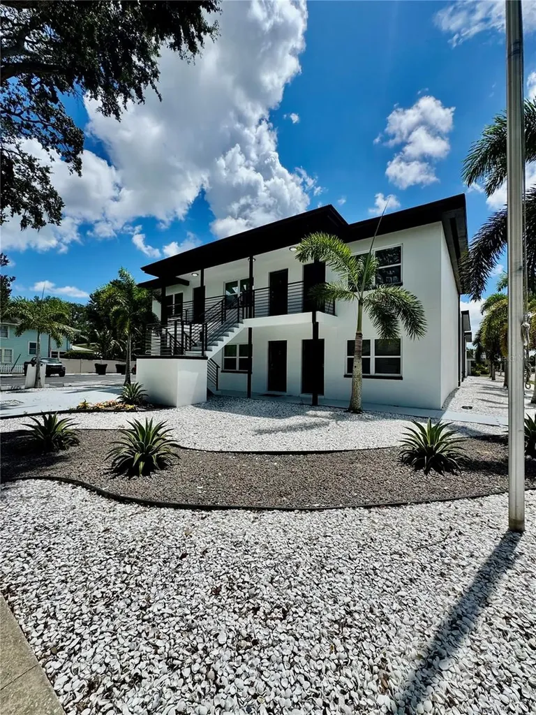 1921 Drive Martin Luther King Jr Street N St Petersburg FL 33704