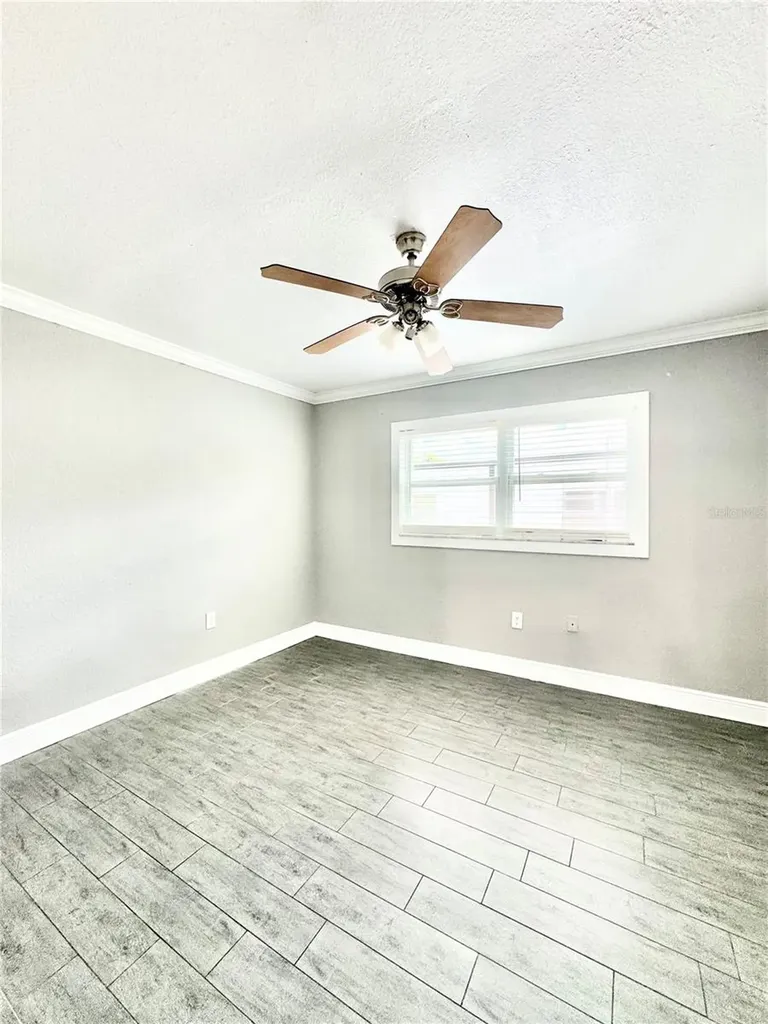 1921 Drive Martin Luther King Jr Street N St Petersburg FL 33704
