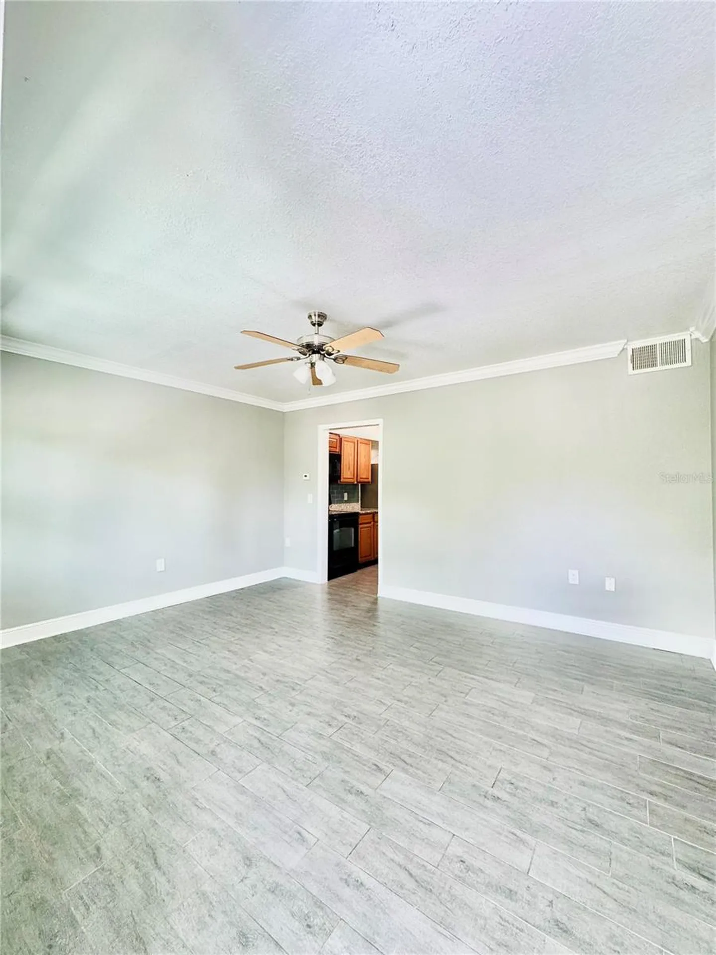 1921 Drive Martin Luther King Jr Street N St Petersburg FL 33704