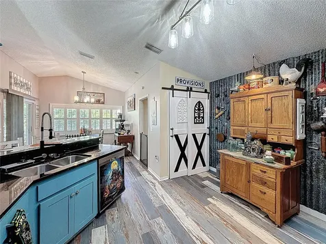 6811 Kingstree Court Port Richey FL 34668