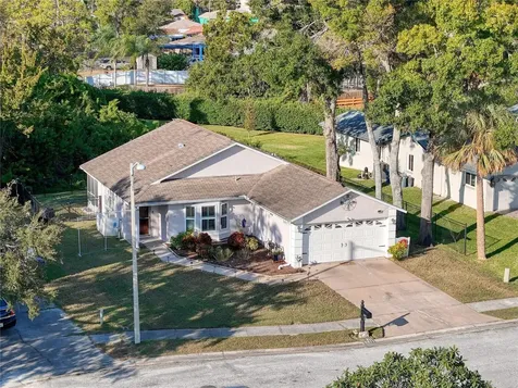 6811 Kingstree Court Port Richey FL 34668