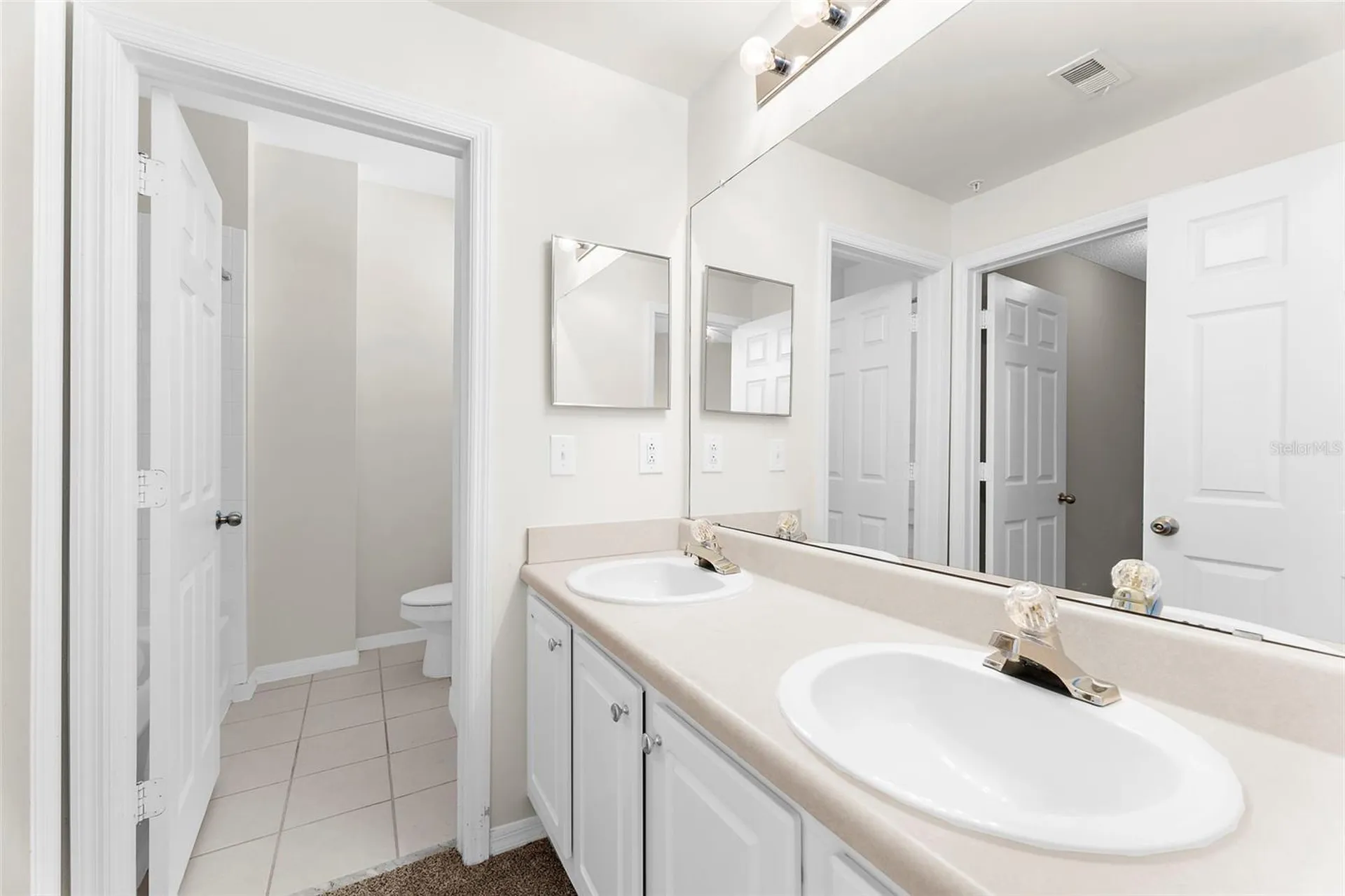 5001 Baraldi Circle Sarasota FL 34235