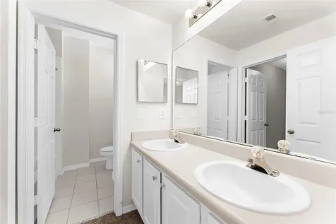 5001 Baraldi Circle Sarasota FL 34235