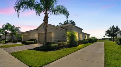 1825 Flora Pass Place Kissimmee FL 34747