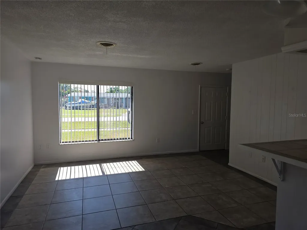 22236 Montrose Avenue Port Charlotte FL 33952