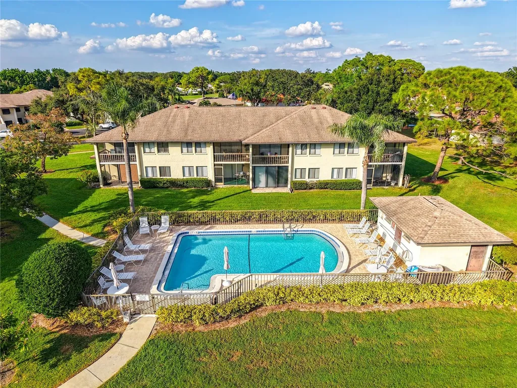 4625 Longwater Chase Sarasota FL 34235