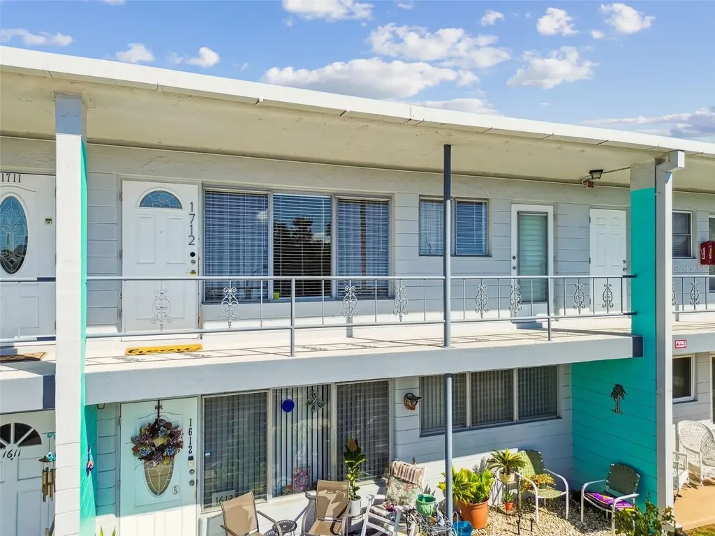 5861 42nd Terrace N Kenneth City FL 33709