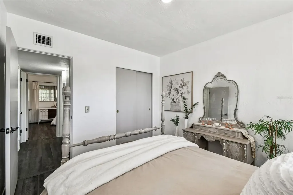 5861 42nd Terrace N Kenneth City FL 33709