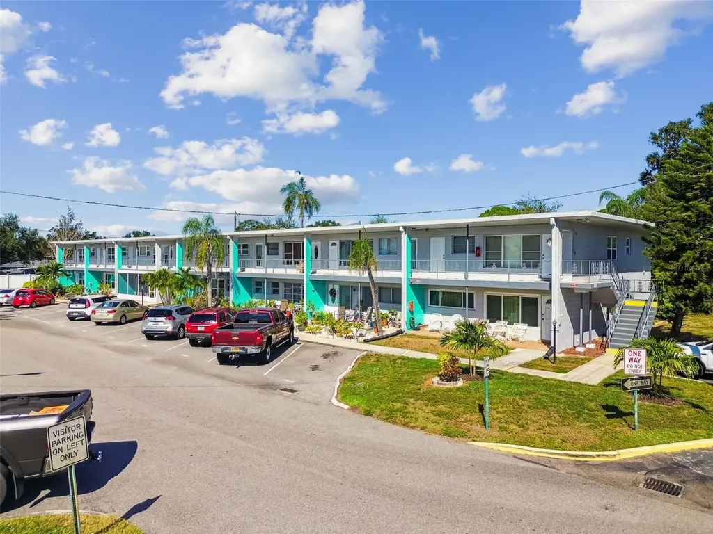 5861 42nd Terrace N Kenneth City FL 33709