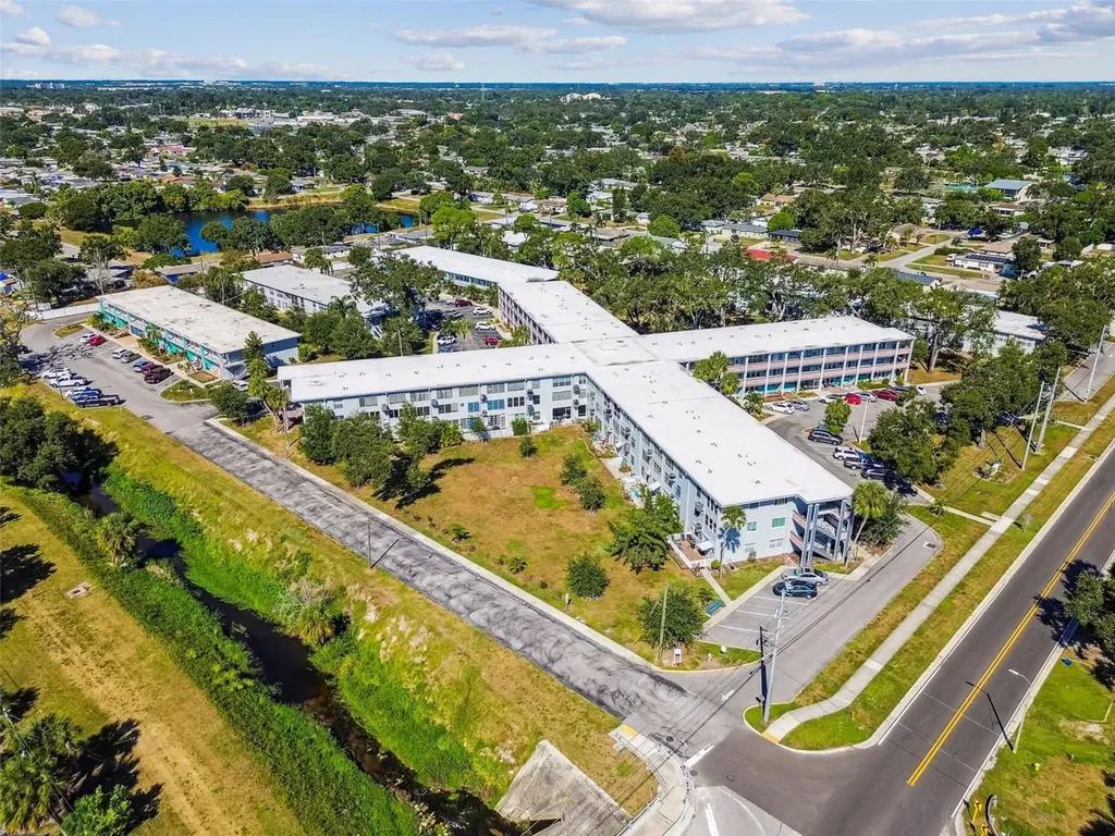 5861 42nd Terrace N Kenneth City FL 33709