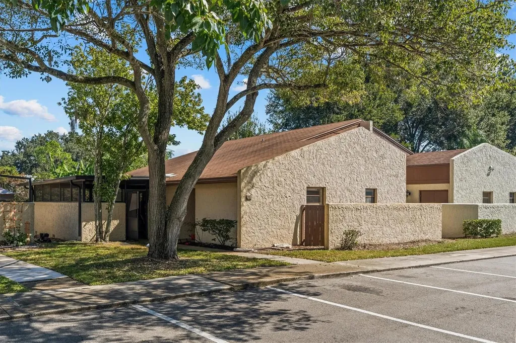 1880 N Crystal Lake Drive Lakeland FL 33801