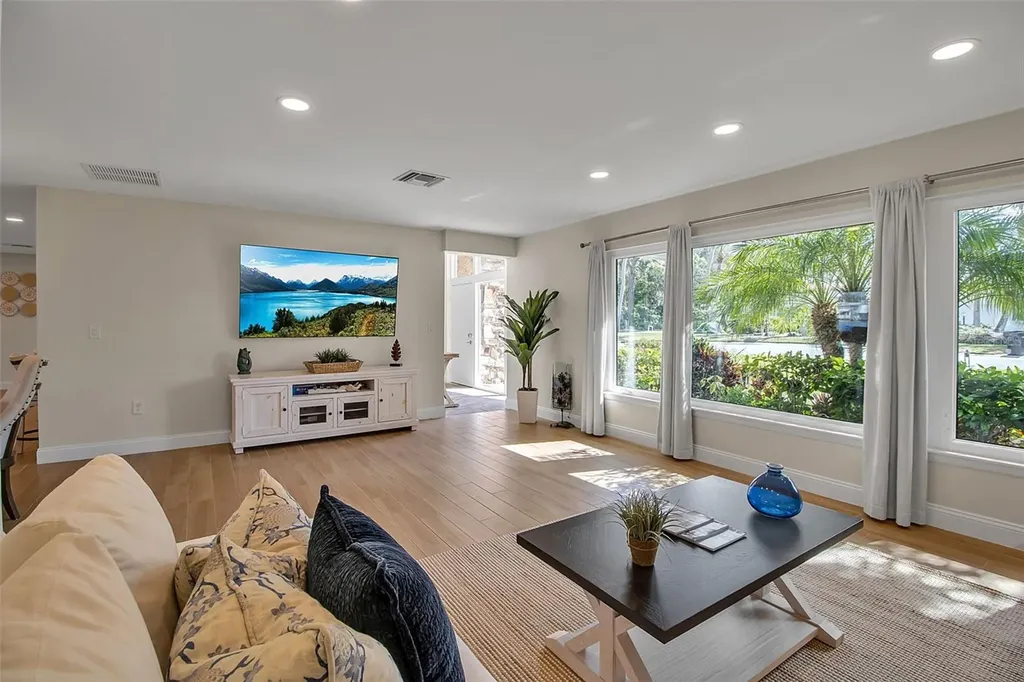 318 Nassau Street N Venice FL 34285