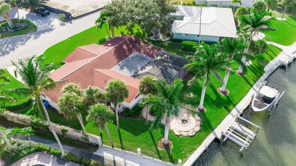 318 Nassau Street N Venice FL 34285