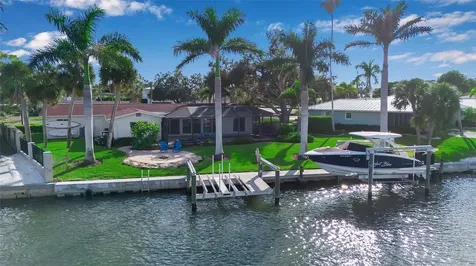 318 Nassau Street N Venice FL 34285