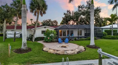 318 Nassau Street N Venice FL 34285