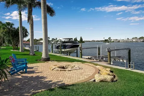 318 Nassau Street N Venice FL 34285