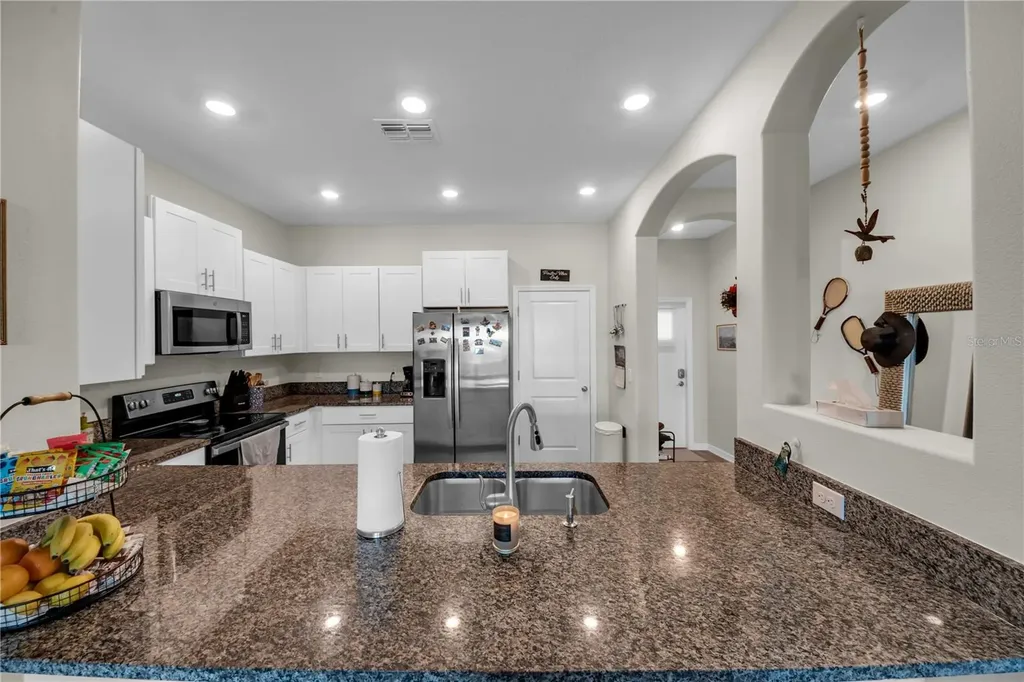 736 Royal Empress Drive Ruskin FL 33570