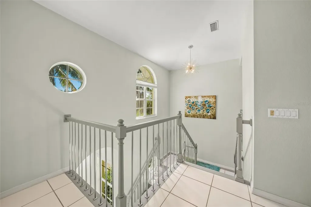 569 Juan Anasco Drive Longboat Key FL 34228
