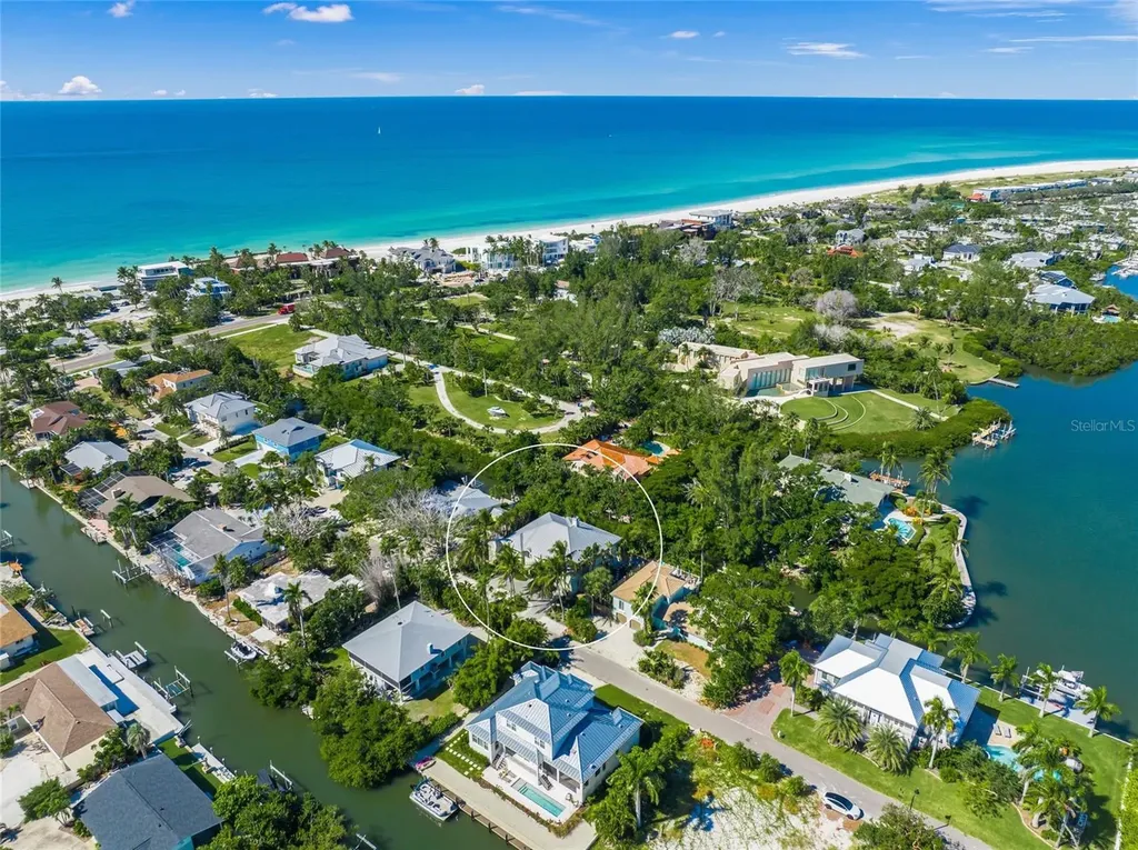 569 Juan Anasco Drive Longboat Key FL 34228