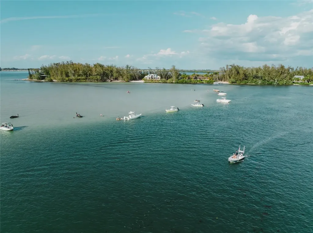 569 Juan Anasco Drive Longboat Key FL 34228