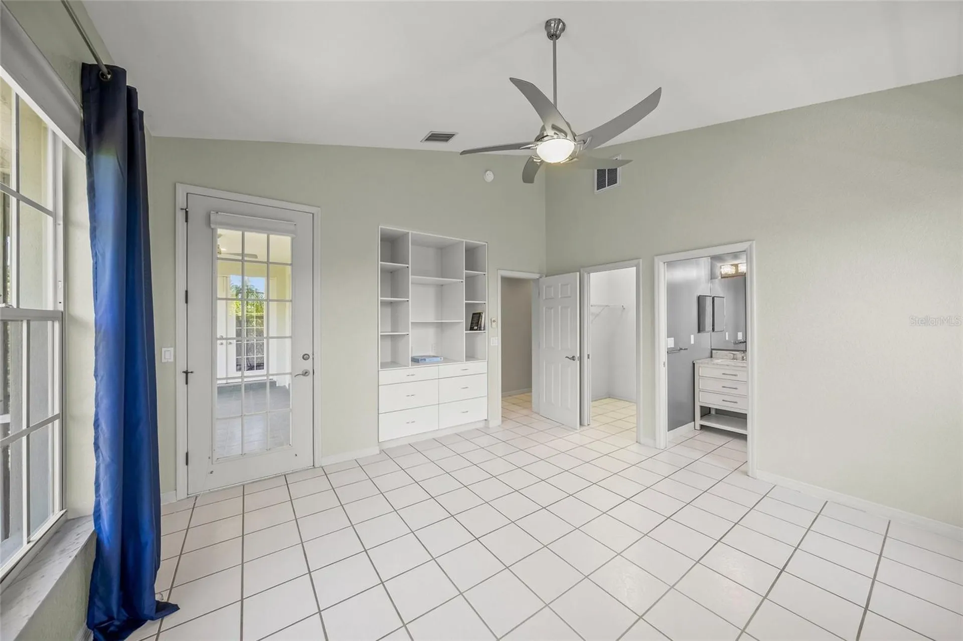 569 Juan Anasco Drive Longboat Key FL 34228