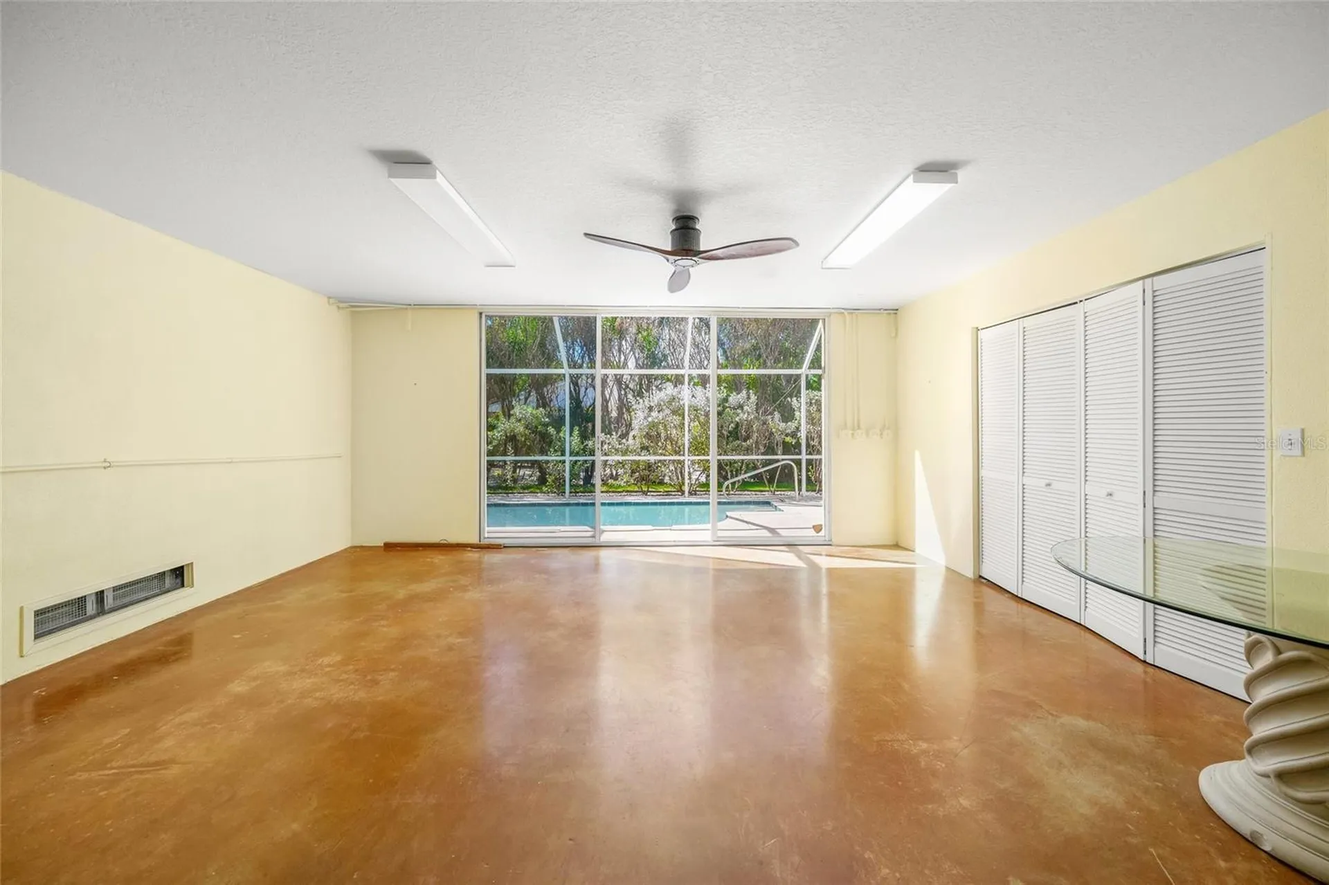 569 Juan Anasco Drive Longboat Key FL 34228