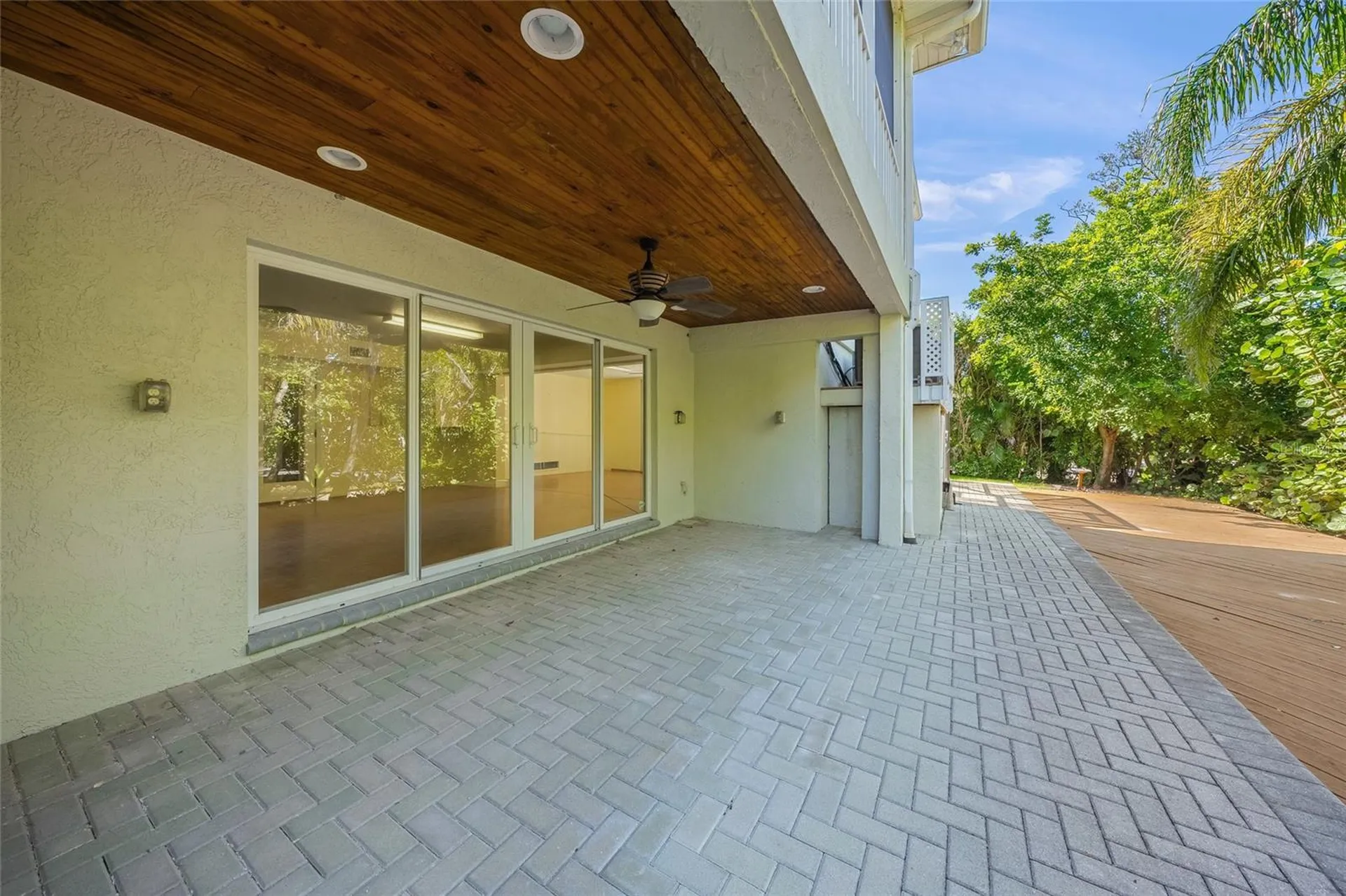 569 Juan Anasco Drive Longboat Key FL 34228