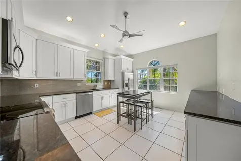 569 Juan Anasco Drive Longboat Key FL 34228