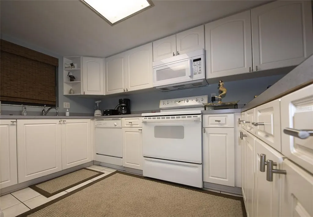 1571 S Atlantic Avenue New Smyrna Beach FL 32169