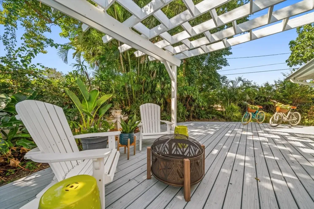 503 Poinsettia Road Belleair FL 33756