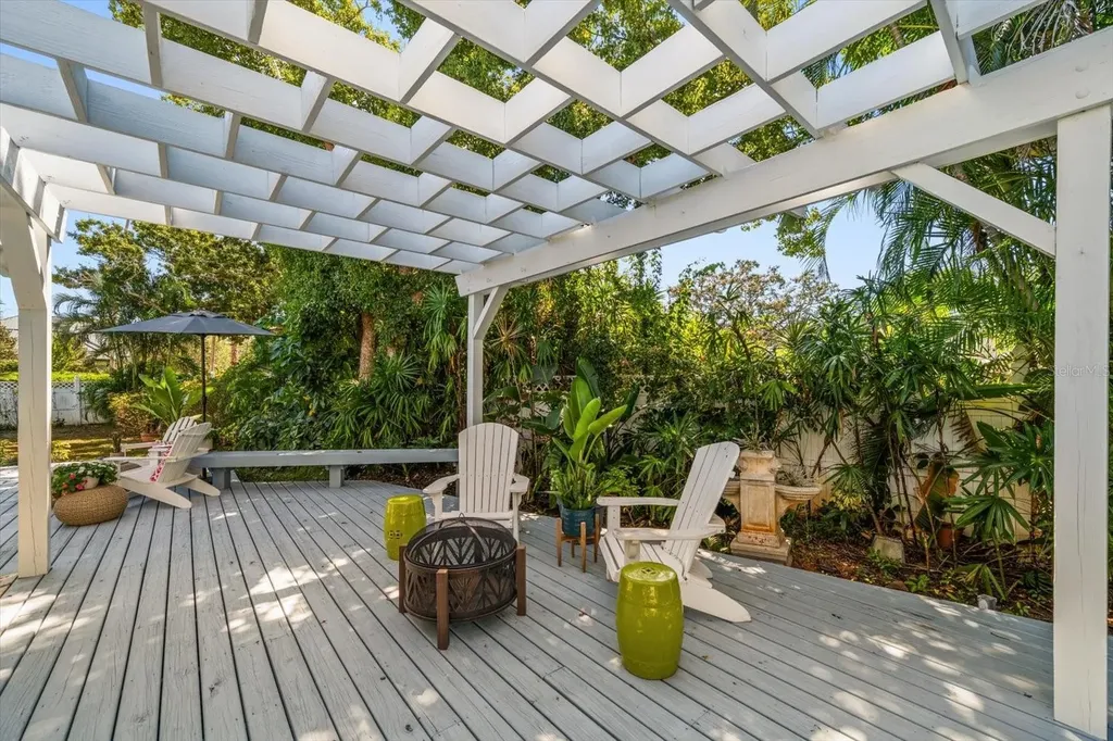 503 Poinsettia Road Belleair FL 33756
