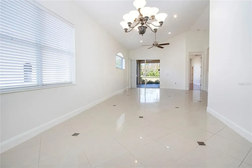 7519 Birds Eye Terrace Bradenton FL 34203