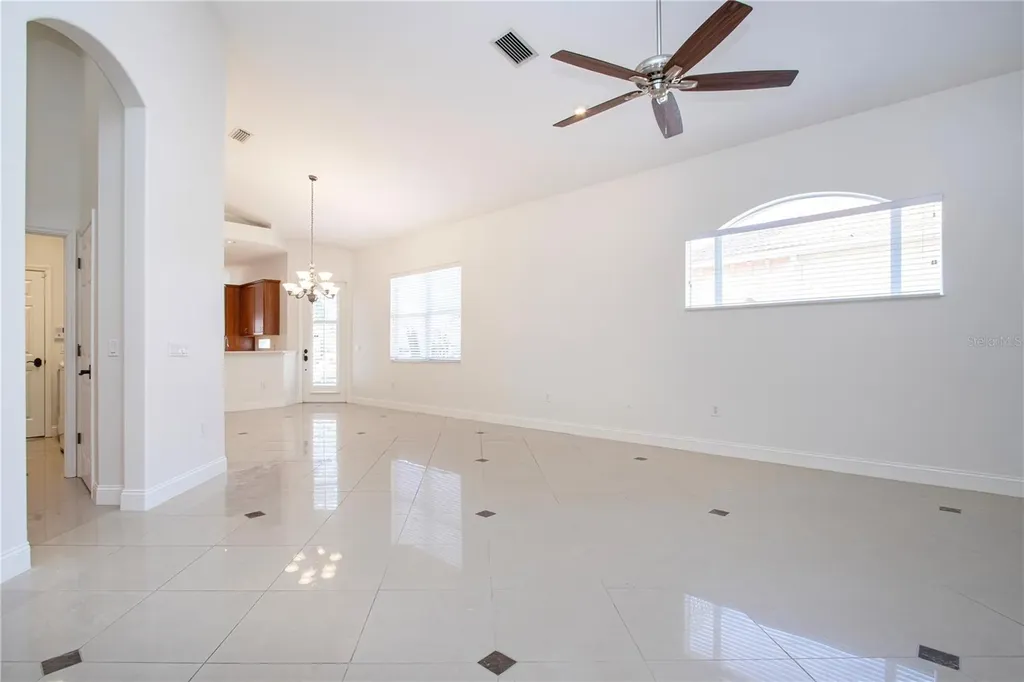 7519 Birds Eye Terrace Bradenton FL 34203