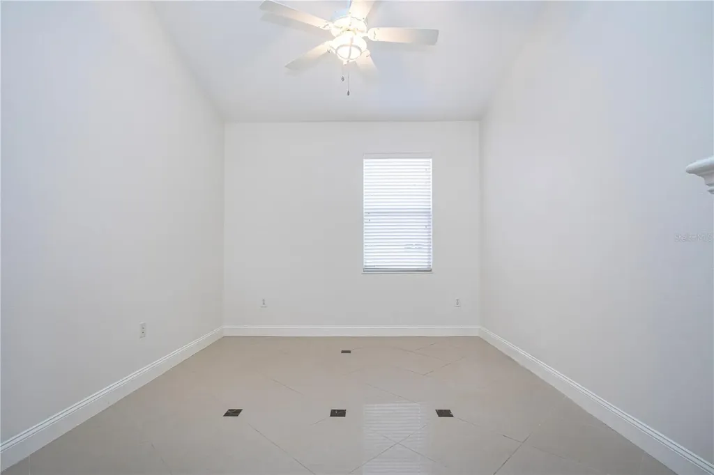 7519 Birds Eye Terrace Bradenton FL 34203