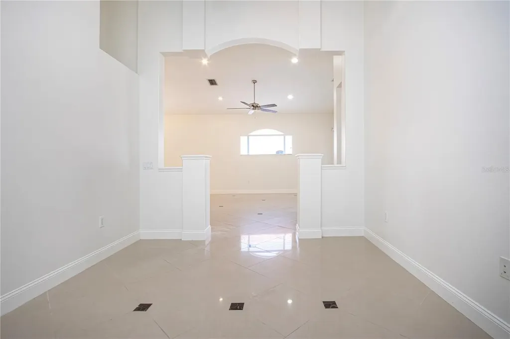 7519 Birds Eye Terrace Bradenton FL 34203