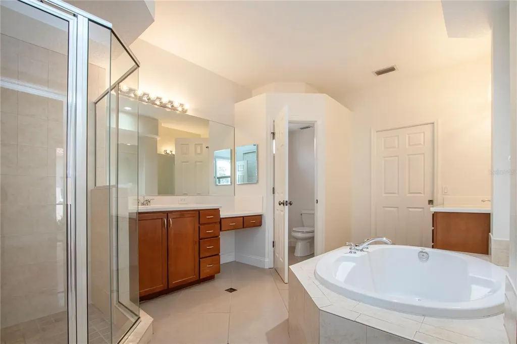 7519 Birds Eye Terrace Bradenton FL 34203
