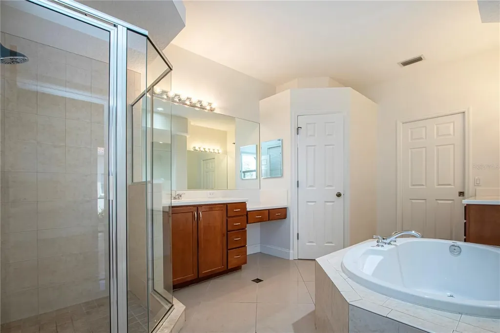 7519 Birds Eye Terrace Bradenton FL 34203