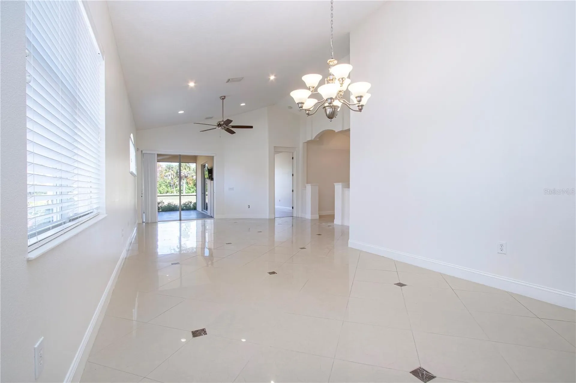 7519 Birds Eye Terrace Bradenton FL 34203