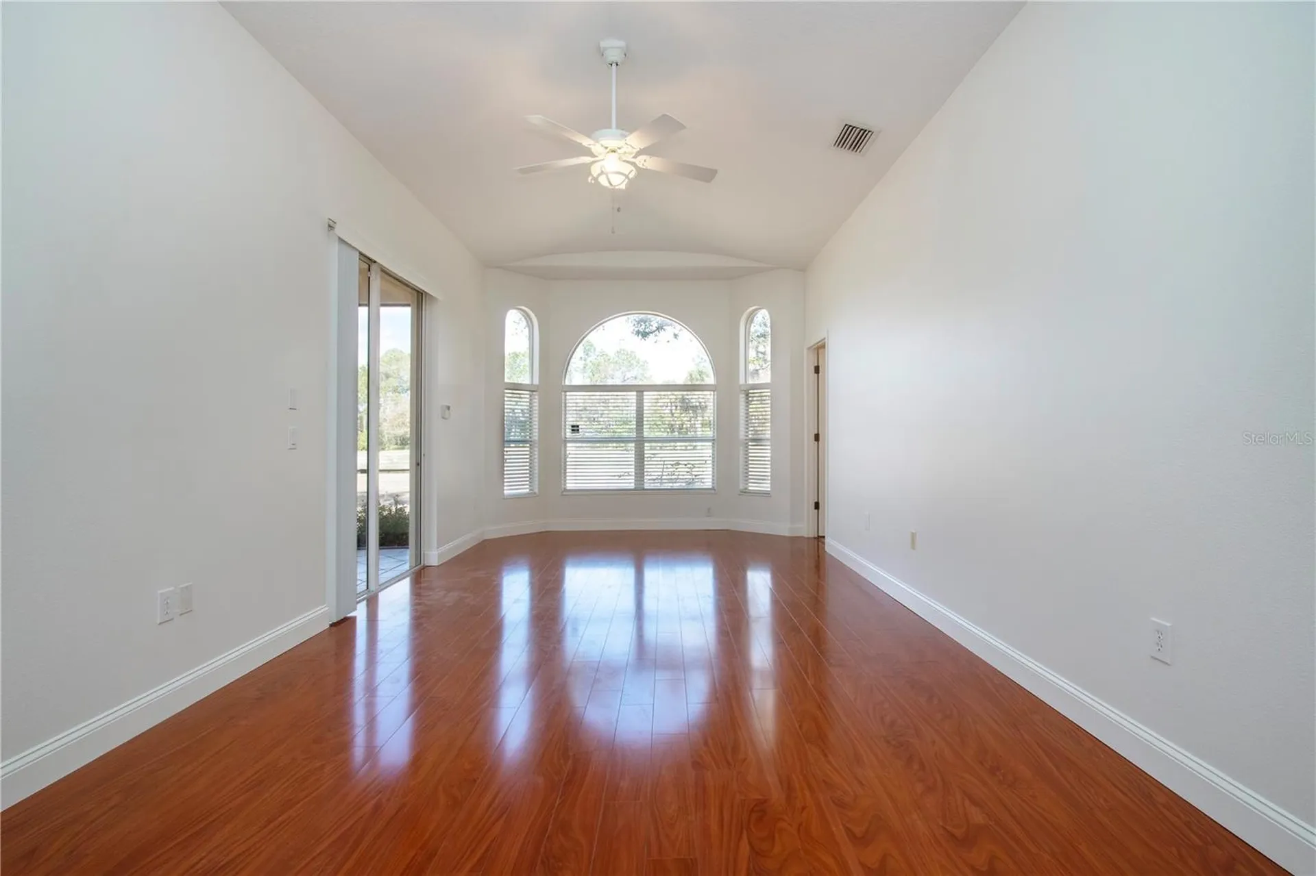7519 Birds Eye Terrace Bradenton FL 34203