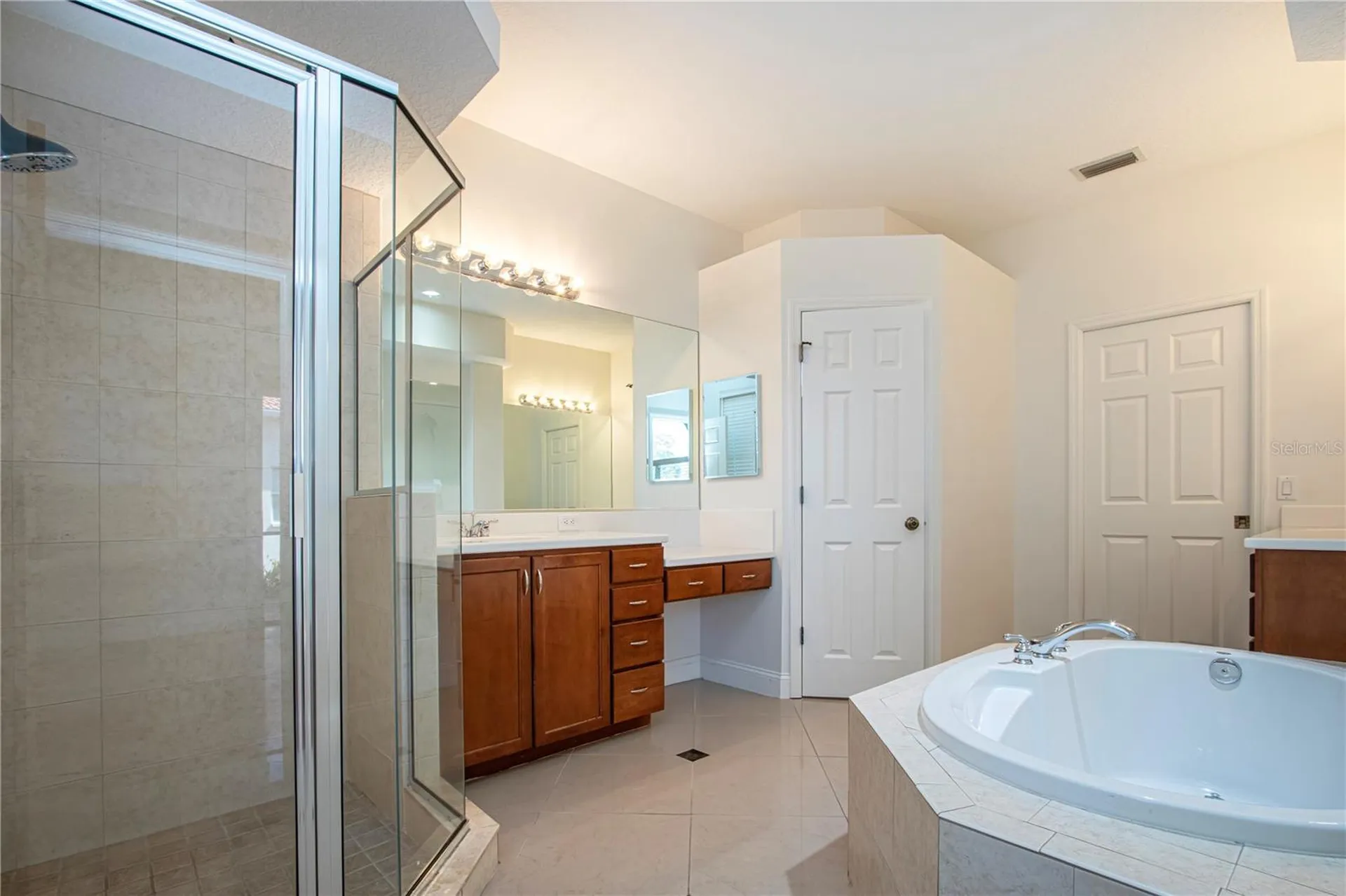 7519 Birds Eye Terrace Bradenton FL 34203