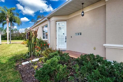 7519 Birds Eye Terrace Bradenton FL 34203